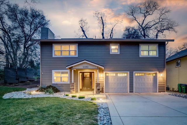 12353 Torrey Pines Dr, Auburn, CA 95602