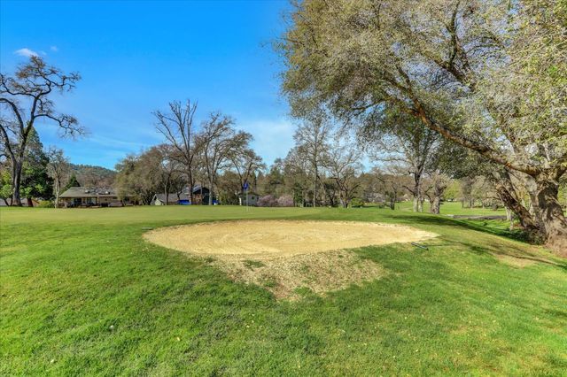 12353 Torrey Pines Dr, Auburn, CA 95602