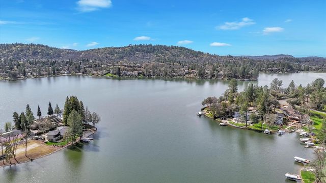 12353 Torrey Pines Dr, Auburn, CA 95602