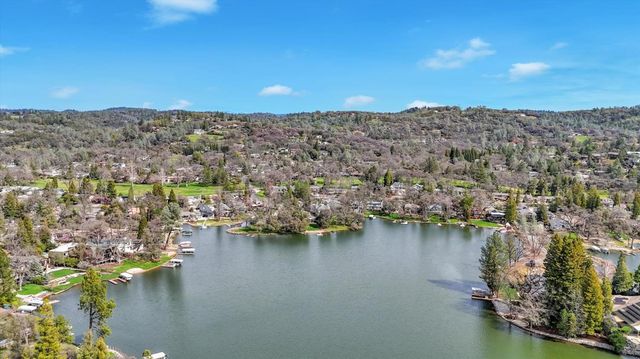 12353 Torrey Pines Dr, Auburn, CA 95602