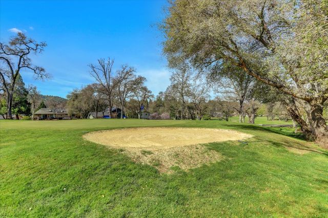 12353 Torrey Pines Dr, Auburn, CA 95602