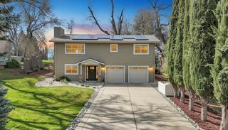 12353 Torrey Pines Dr, Auburn, CA 95602