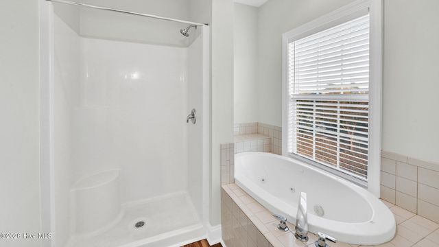 1922 Tara Court 204, Greenville, NC 27858