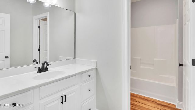 1922 Tara Court 204, Greenville, NC 27858