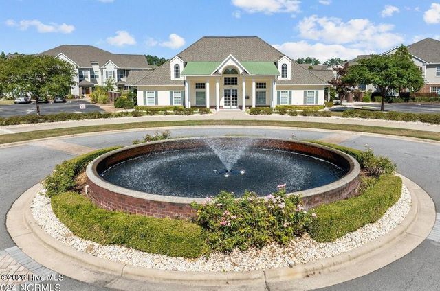 1922 Tara Court 204, Greenville, NC 27858