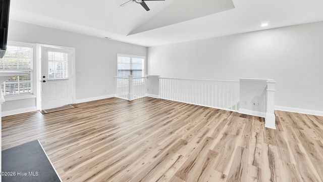 1922 Tara Court 204, Greenville, NC 27858