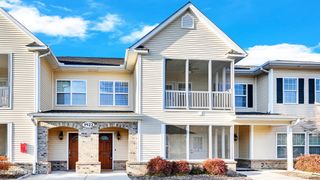 1922 Tara Court 204, Greenville, NC 27858