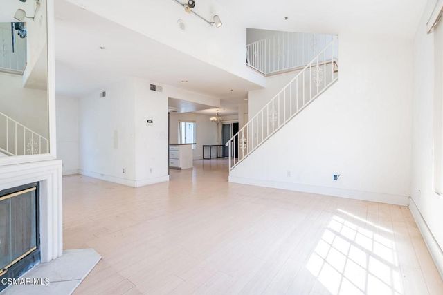 9245 Woodman Avenue 7, Arleta, CA 91331