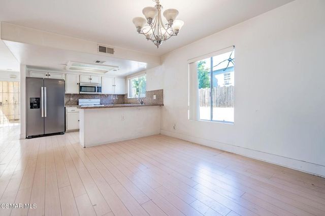 9245 Woodman Avenue 7, Arleta, CA 91331