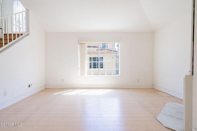 9245 Woodman Avenue 7, Arleta, CA 91331