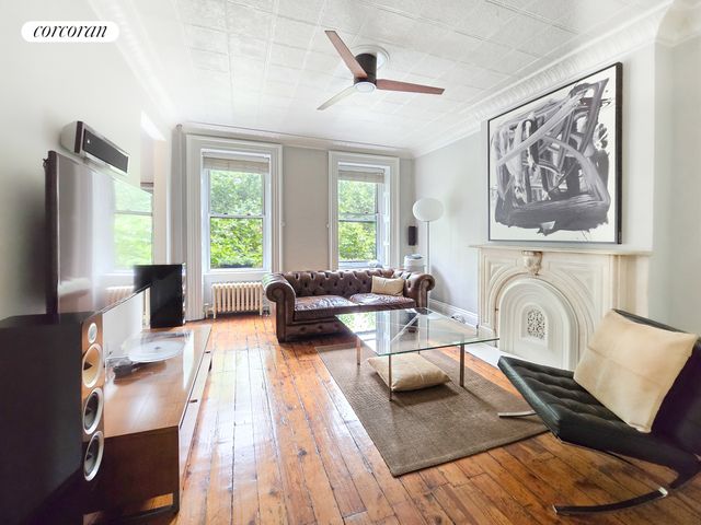430 VANDERBILT Avenue, New York City, NY 11238