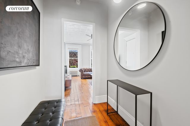 430 VANDERBILT Avenue, New York City, NY 11238