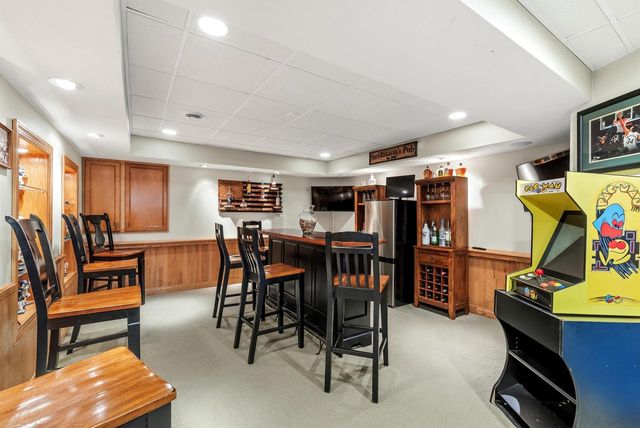348 S Maple LANE, Saukville, WI 53080