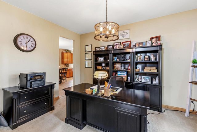 348 S Maple LANE, Saukville, WI 53080