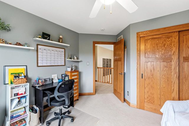348 S Maple LANE, Saukville, WI 53080