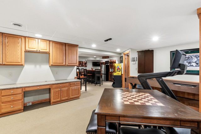 348 S Maple LANE, Saukville, WI 53080