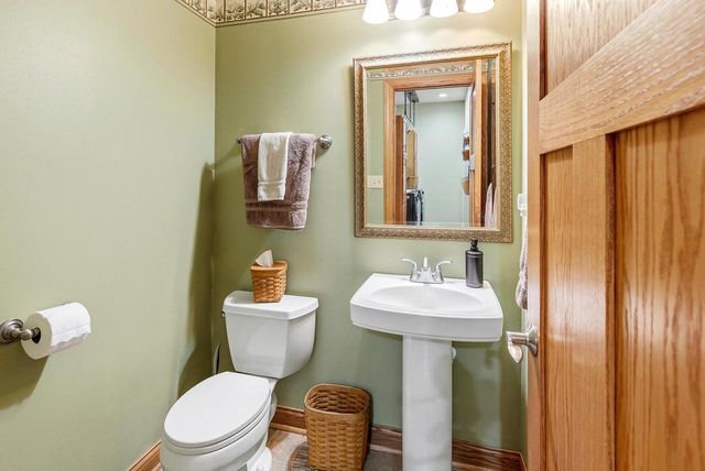 348 S Maple LANE, Saukville, WI 53080