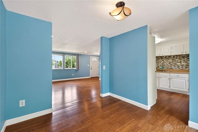 6302 E Gander, Dayton, OH 45424