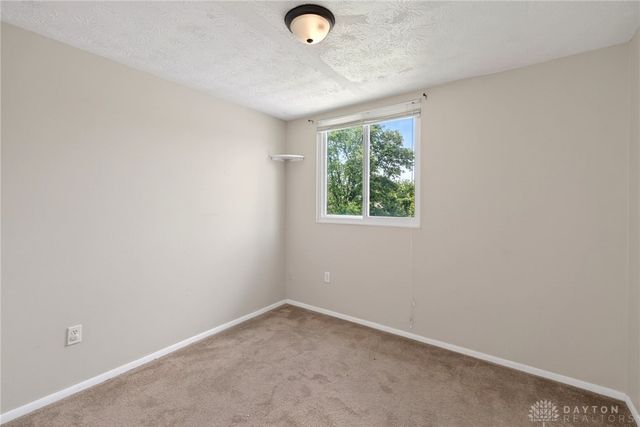 6302 E Gander, Dayton, OH 45424