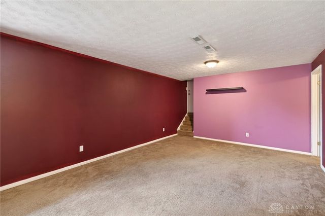 6302 E Gander, Dayton, OH 45424
