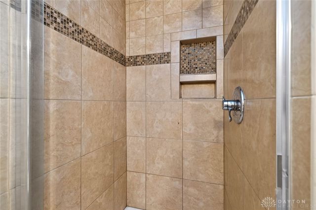 6302 E Gander, Dayton, OH 45424