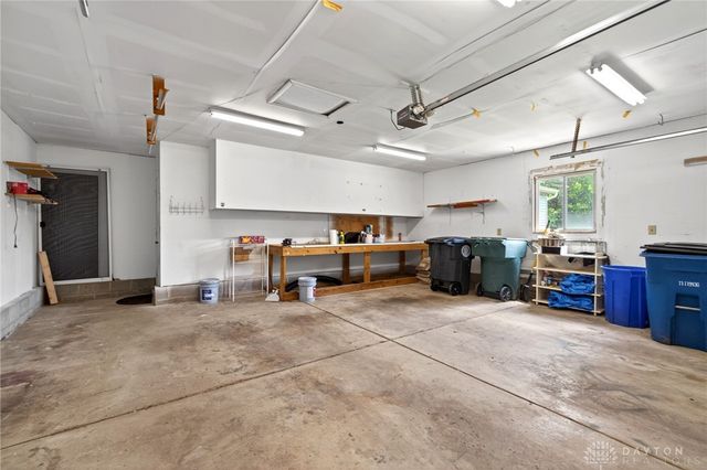 6302 E Gander, Dayton, OH 45424