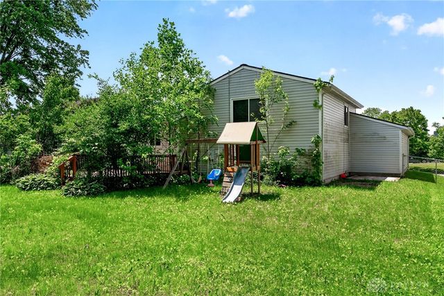 6302 E Gander, Dayton, OH 45424