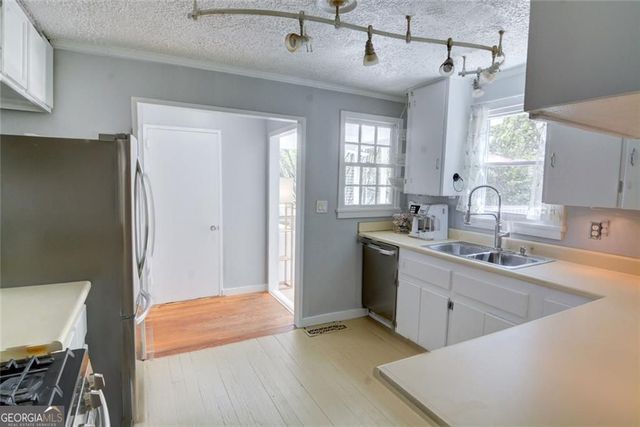 1949 Shalimar Drive NE, Atlanta, GA 30345