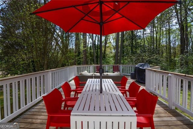 1949 Shalimar Drive NE, Atlanta, GA 30345