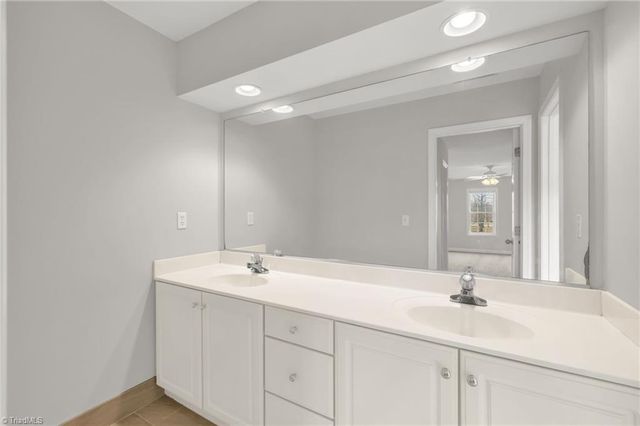 5736 Brightington Court, Kernersville, NC 27284