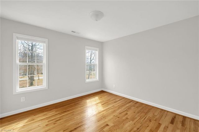 5736 Brightington Court, Kernersville, NC 27284