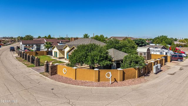 451 BURKETT Drive, Clint, TX 79836