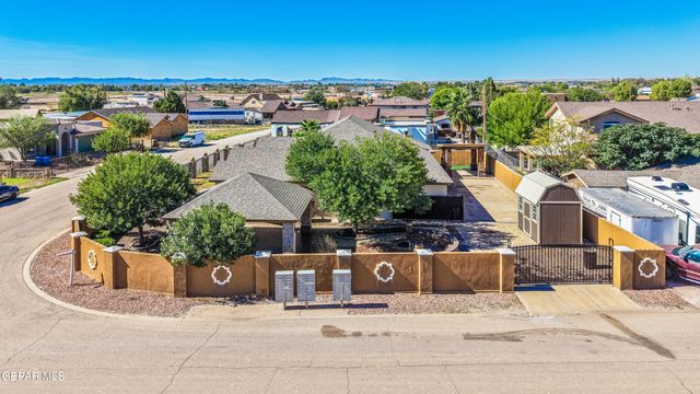 451 BURKETT Drive, Clint, TX 79836