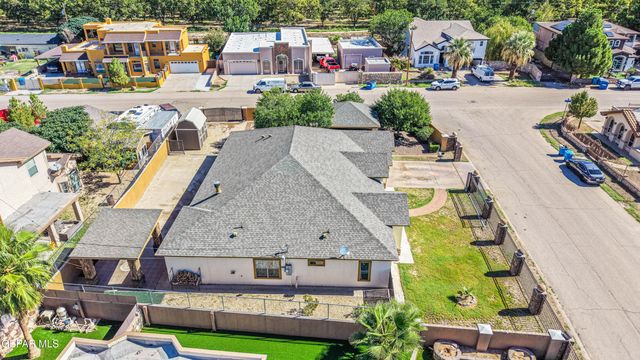 451 BURKETT Drive, Clint, TX 79836