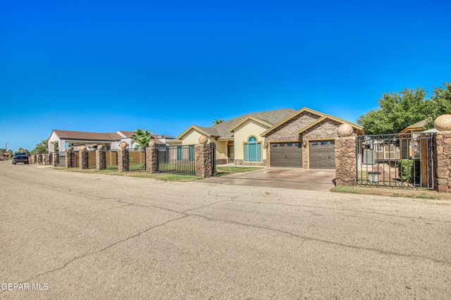 451 BURKETT Drive, Clint, TX 79836