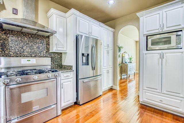 451 BURKETT Drive, Clint, TX 79836