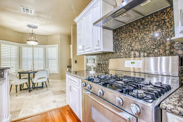 451 BURKETT Drive, Clint, TX 79836