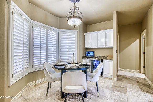 451 BURKETT Drive, Clint, TX 79836