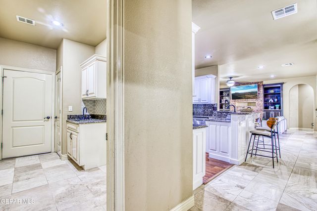 451 BURKETT Drive, Clint, TX 79836