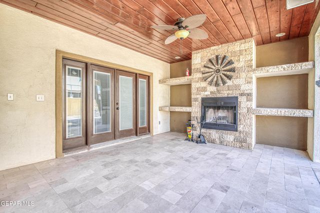 451 BURKETT Drive, Clint, TX 79836