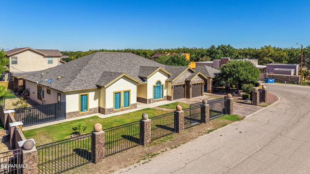451 BURKETT Drive, Clint, TX 79836