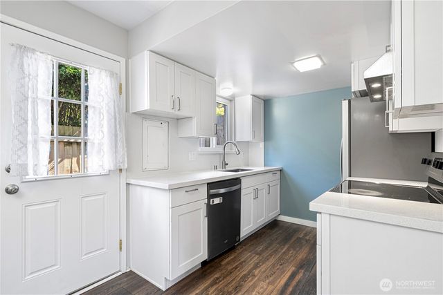 5628 SE 123rd Avenue, Bellevue, WA 98006