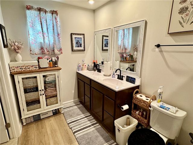 117 Alice Court Court, Easley, SC 29642