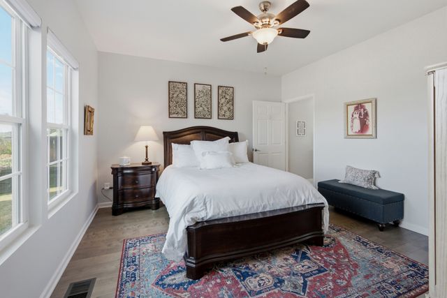 553 Wolfeboro Ln, Nashville, TN 37221