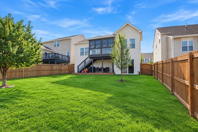 553 Wolfeboro Ln, Nashville, TN 37221