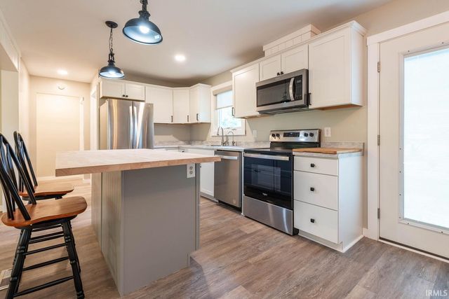 527 Grandma Brown Road, Mitchell, IN 47446