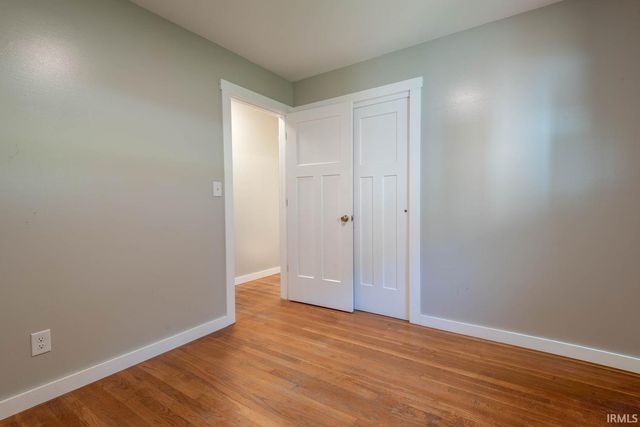 527 Grandma Brown Road, Mitchell, IN 47446