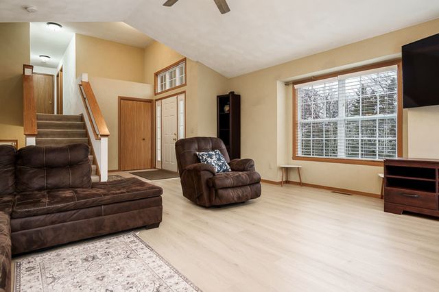 6511 WEAVER Road, Rockford, IL 61114