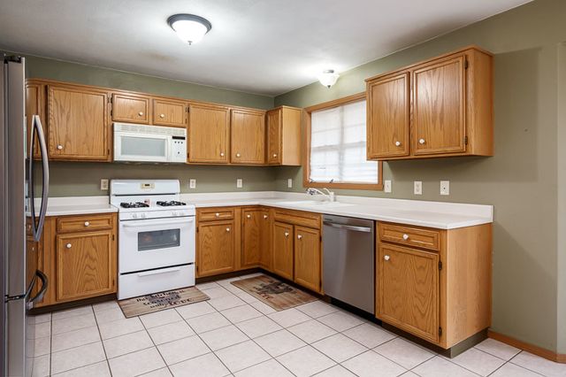 6511 WEAVER Road, Rockford, IL 61114