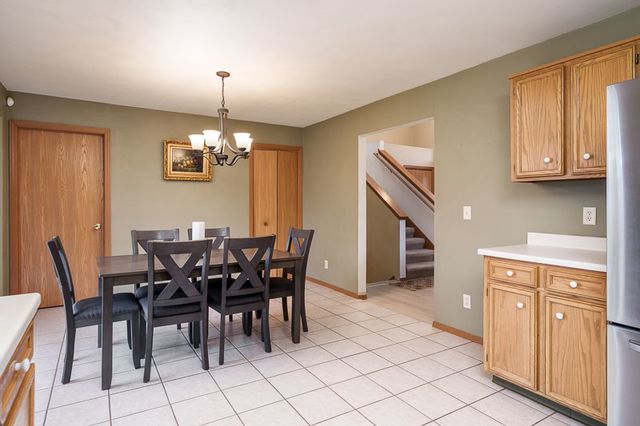 6511 WEAVER Road, Rockford, IL 61114